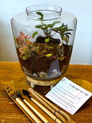 Plant Terrarium Flower Bouquet