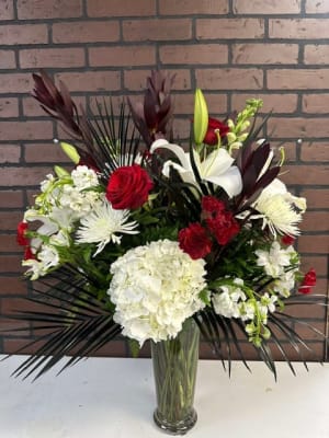 Gamecock Vase Flower Bouquet