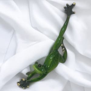 Ceramic Yoga Frog Flower Bouquet