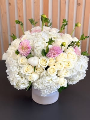 Pure  harmony Flower Bouquet