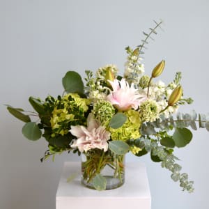 Medium Arrangement Subscription Flower Arrangement Medium Arrangement Subscription Flower Bouquet