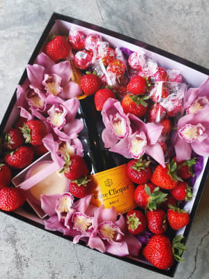 Bubbles and Berries