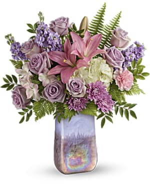 Glass Grandeur Flower Bouquet