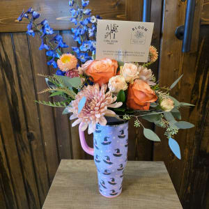Swig 40oz Seasonal Mugsy Flower Bouquet