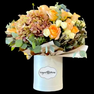 JUST PEACHY Flower Bouquet