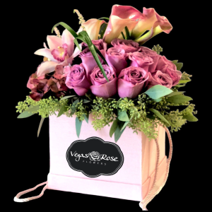 UNIQUE PINK IN ANY SQUARE BOX Flower Bouquet