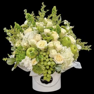 FRUIT & ROSE BOX Flower Bouquet
