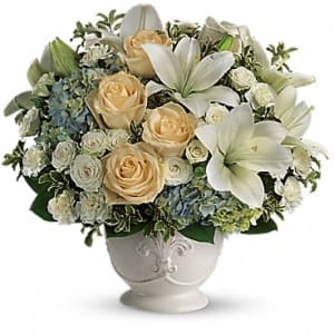 Beautiful Dreams Flower Bouquet