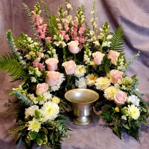 3/4 Urn Surround in Pink and White Flower Bouquet