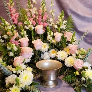 3/4 Urn Surround in Pink and White Flower Bouquet