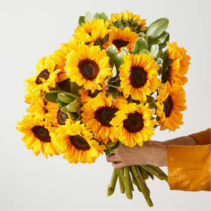 Locally Grown Bunches of Sunflowers Flower Bouquet