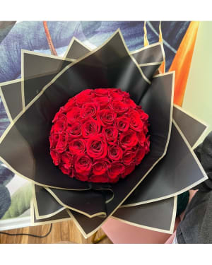 Dozen Red Roses - Handwrapped Bouquet