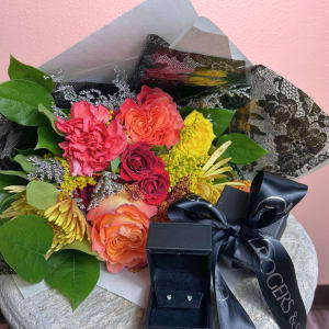 Sparkle & Bloom Flower Bouquet