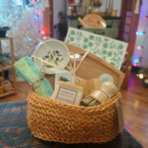 Kitchen Care Basket Flower Bouquet