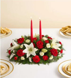 Traditional Christmas Centerpiece Flower Bouquet