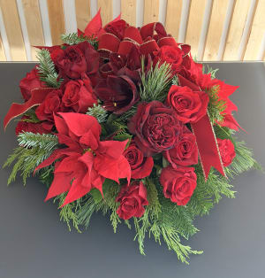 Scarlet Noel Arrangement Flower Bouquet