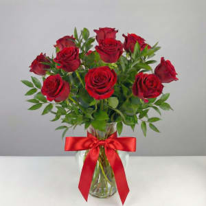 CLASSIC RED Flower Bouquet