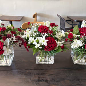 Florist Design Holiday Flower Bouquet