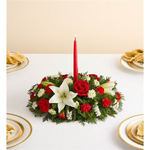 Traditional Christmas Centerpiece