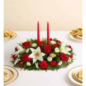 Traditional Christmas Centerpiece