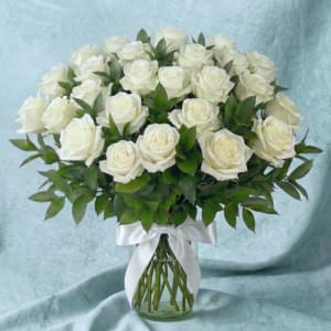ELEGANCE WHITE Flower Bouquet