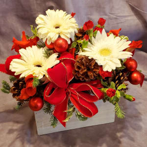 Gerbera Christmas Box Flower Bouquet