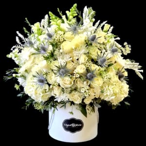 WHITE ELEGANCE Flower Bouquet