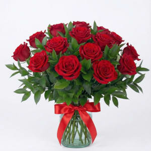 CLASSIC RED Flower Bouquet