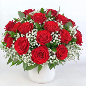CLASSIC RED Flower Bouquet
