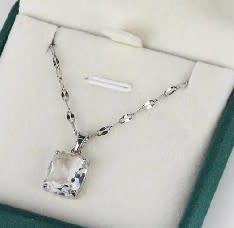 Silver Necklaces Flower Bouquet