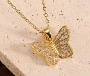 Gold Necklaces Flower Bouquet