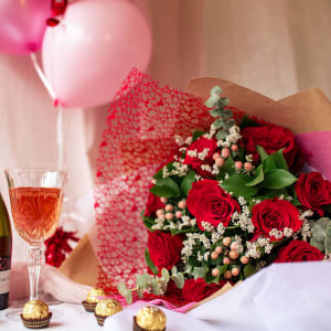 Valentines Day Dozen Reasons to Say 'I Love You"