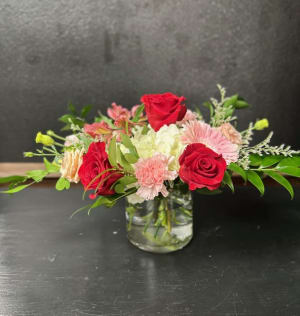 Valentine's Day Special - Sweetheart Serenade Flower Bouquet