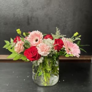 Valentine's Day Special - Sweetheart Serenade Flower Bouquet