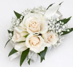White Classic Corsage Sandra 224