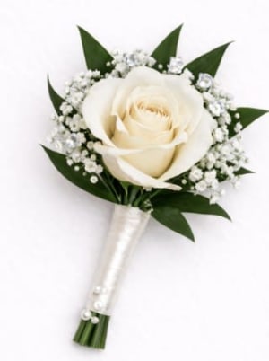 White Classic Boutonniere Sandra 225