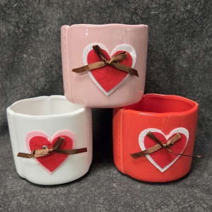 ARVD7-RED, PINK OR WHITE POT