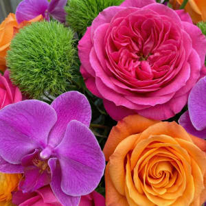 VALENTINE'S DELUXE Flower Bouquet