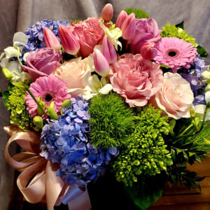 She's A Sensation Flower Bouquet