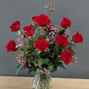 Roses Red Dozen Vased
