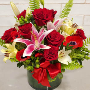 Garnet Grandeur Flower Bouquet