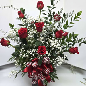 12 Red Roses Flower Bouquet