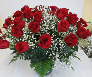 12 Red Roses Flower Bouquet