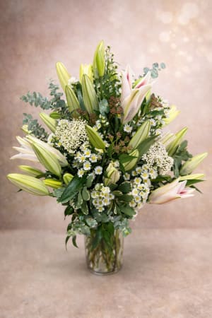 Lily Luxe Flower Bouquet