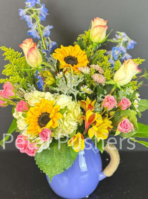 Spring Pitchers Flower Bouquet