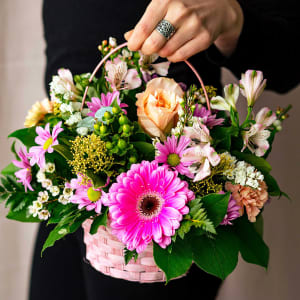 Blooming Spring Basket - Pretty & Pink
