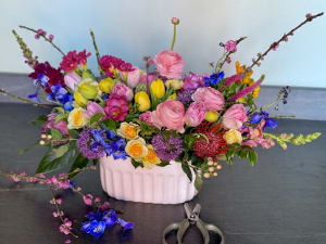 Sprightly Pink Flower Bouquet