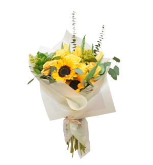 AM-10 Bouquet de girasoles, rosas, margaritas, spray roses, tulipanes, solidago y eucalipto