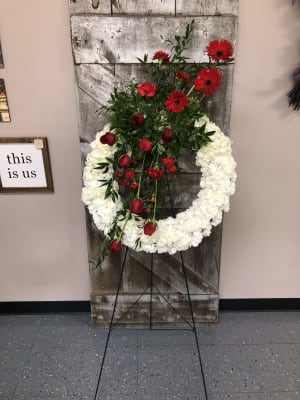 Loving Memories Standing Easel Wreath