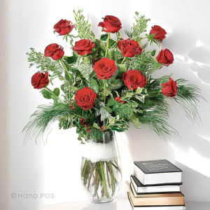 Season' Greetings Dozen Flower Bouquet